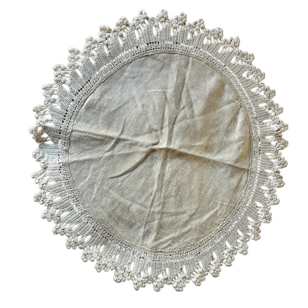 Linen & Crochet Doily Centerpiece 18.5" Diameter Vintage Handmade Wedding Event